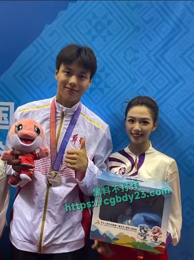 中国游泳运动员小将禹景铭12天约炮10个的瓜16