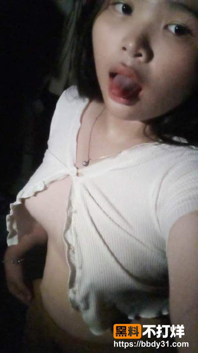 越南小胖妹奶子又大又骚2