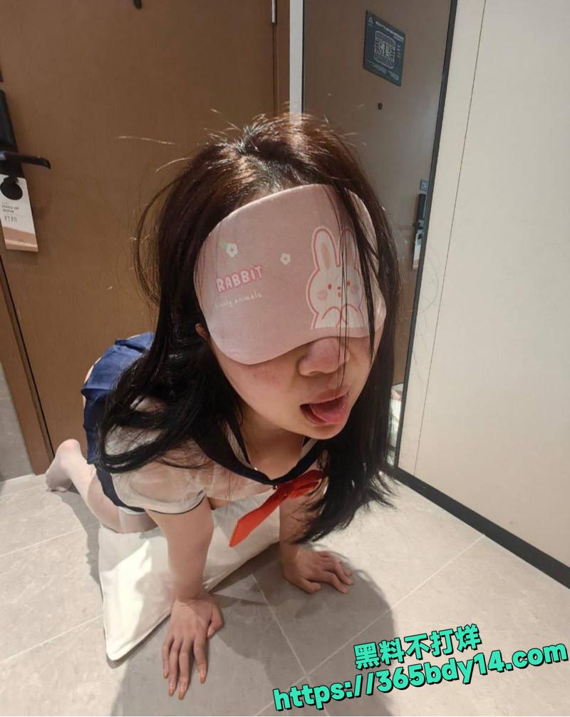 微胖小坦克被网友调教20.