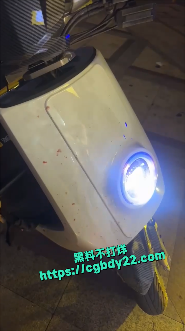 送外卖有人 跳楼2