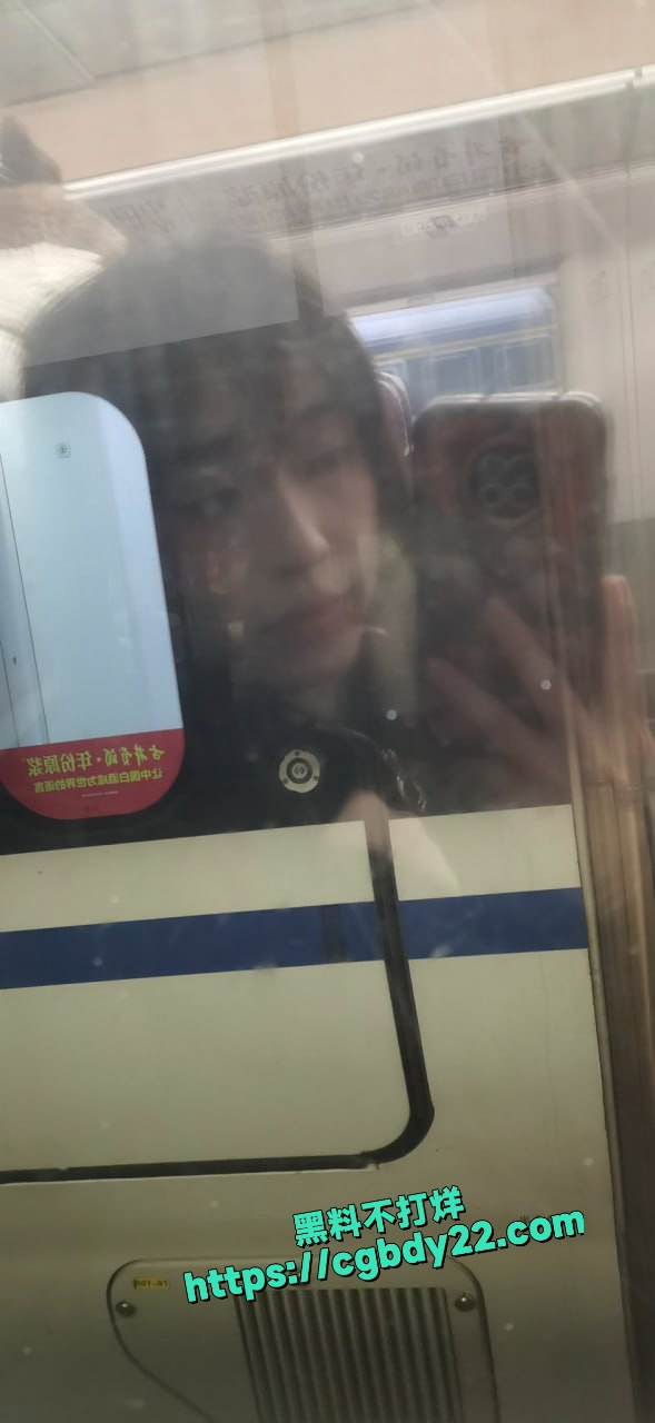 河南平顶山大学学姐 在出租屋自慰裸舞8