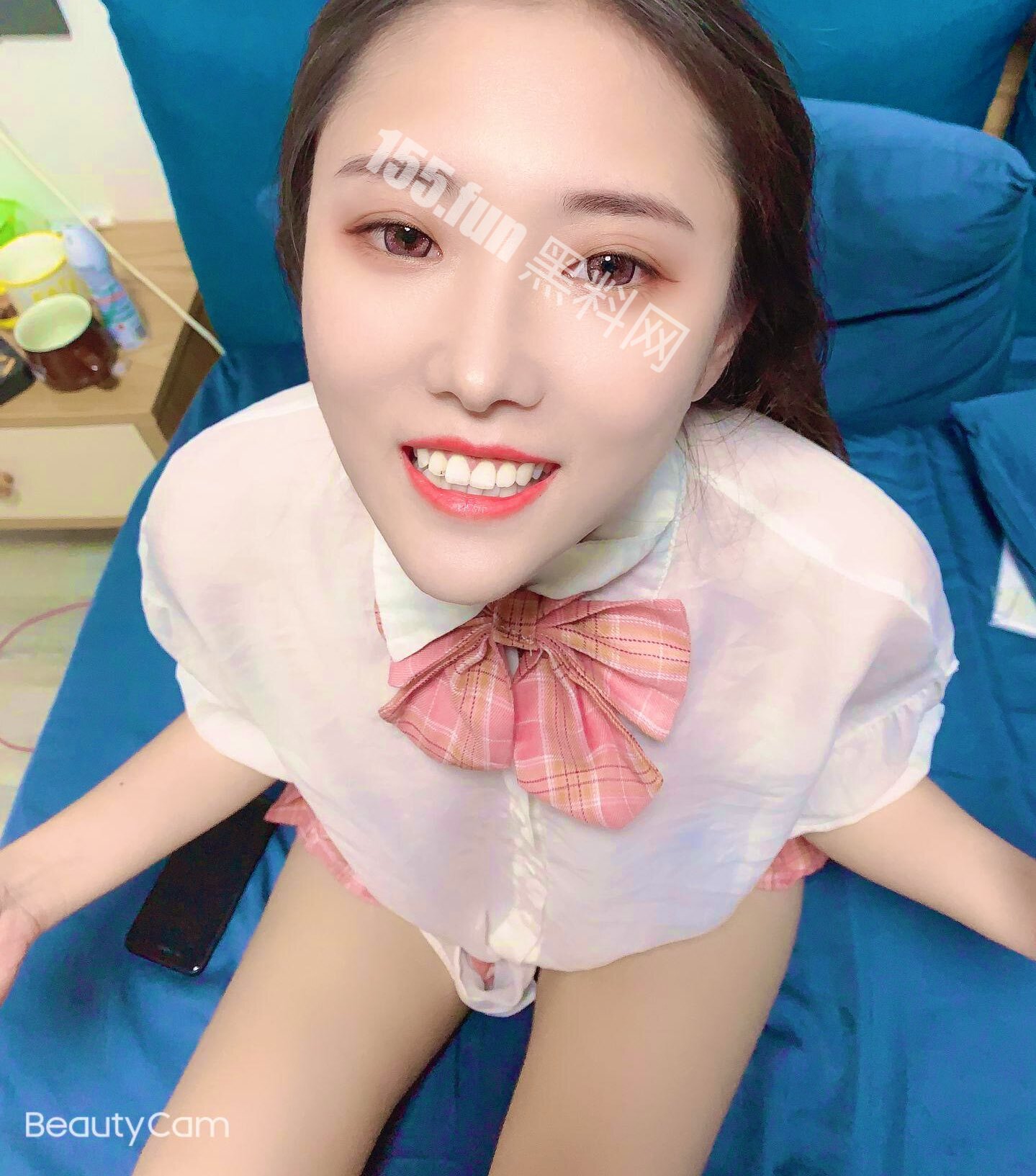 hd5ybj.jpg
