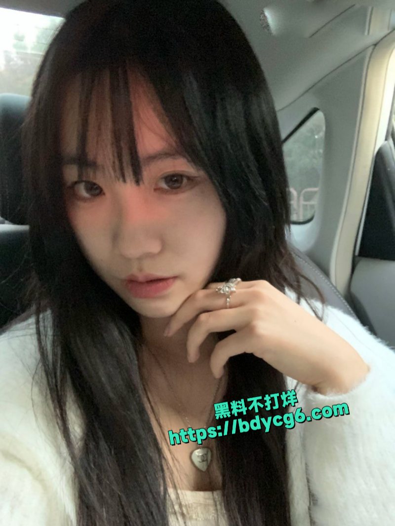 极品反差露脸女神推特网红爱健身撸铁母狗悲哀小狗完整版18.jpg