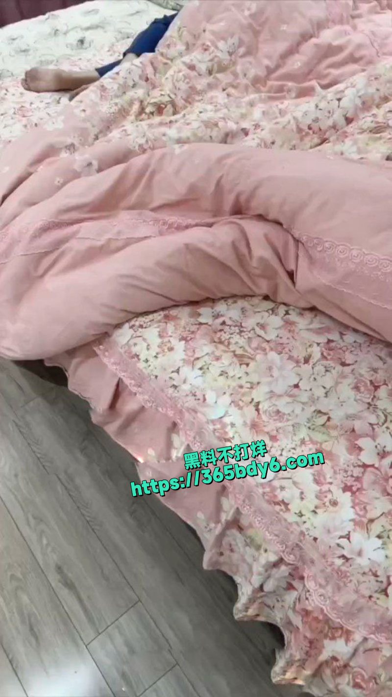 来自推特博主的00后小侄女伦理剧情演绎极度淫骚6