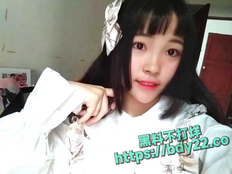 易梦雯44.jpg
