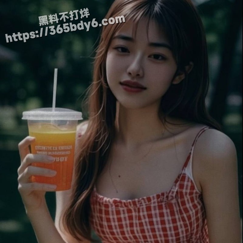 品学兼优清纯女大学生福利姬露出2