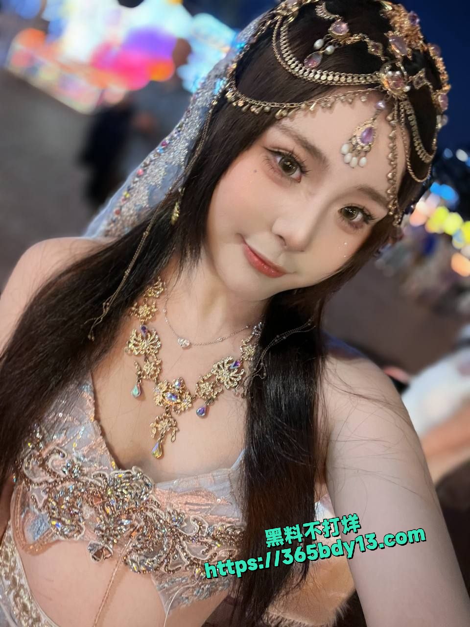 47万粉丝美女网红洛宝 6