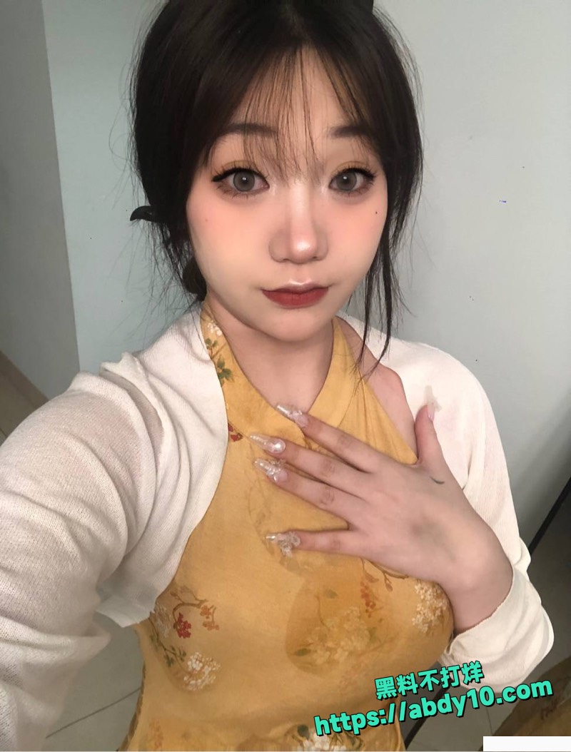 06年四川嫩妹裸贷抵押视频4