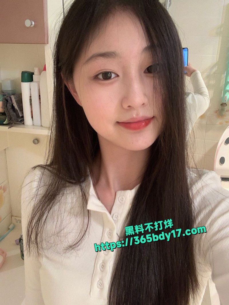重庆高挑长发气质美女小婷惨遭渣男泄密 7