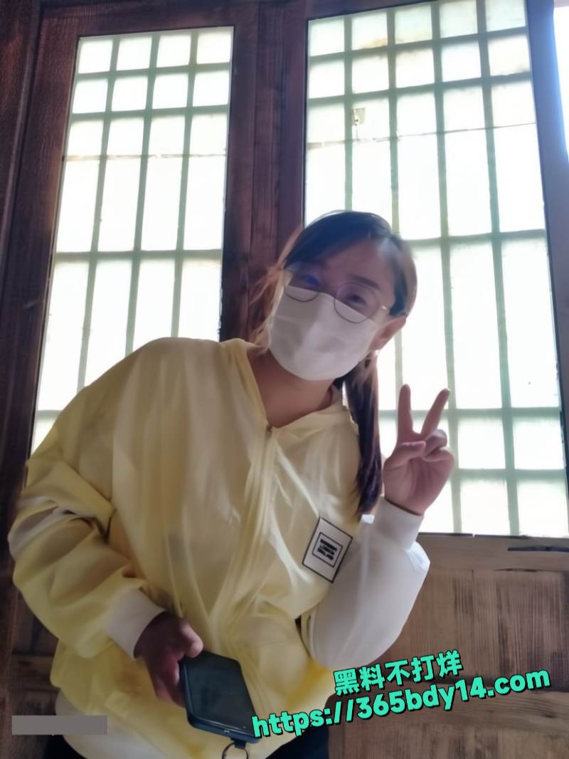 山西财经大学眼镜妹李芋婷网调黑料流出