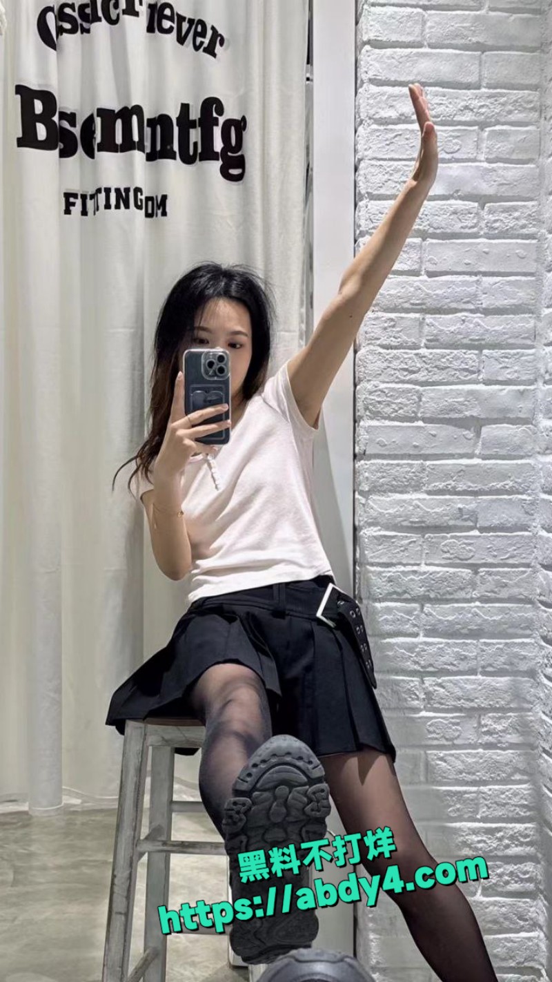 重庆女S拜金调教男 15
