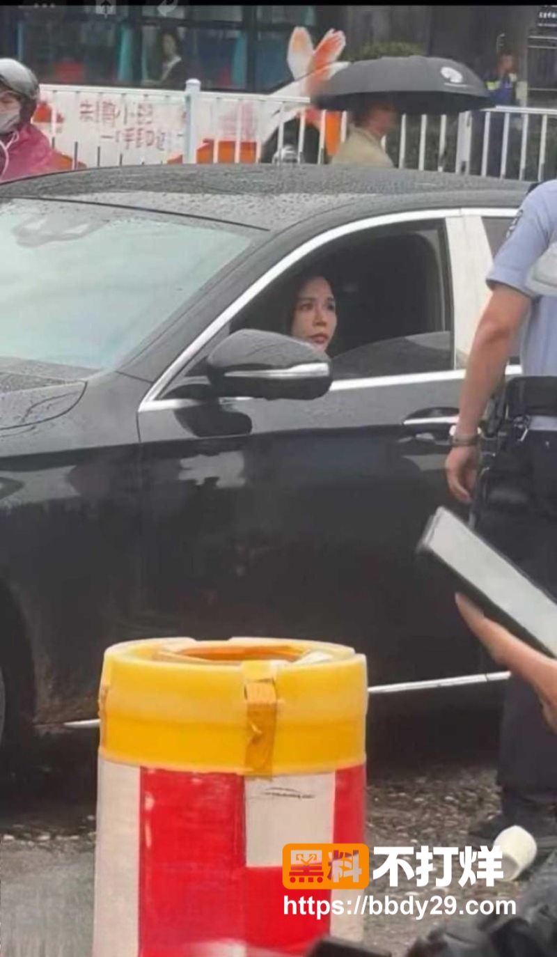 陕西理工大学女辅导员当小三被抓奸4