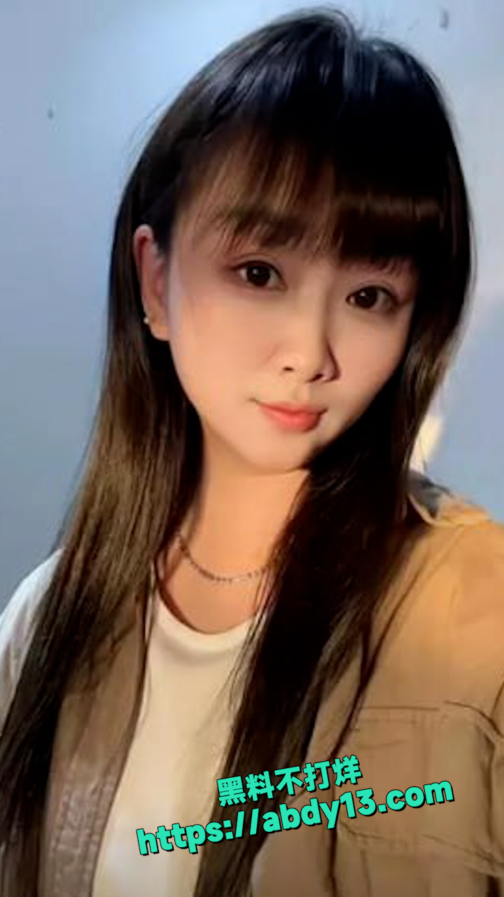 竖版模版.00024227.Still678
