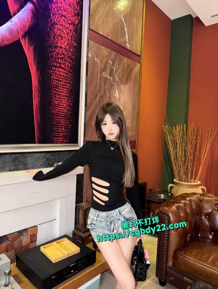 抖音小熊咩咩东莞理工学校周焱平 脚踏三条船1