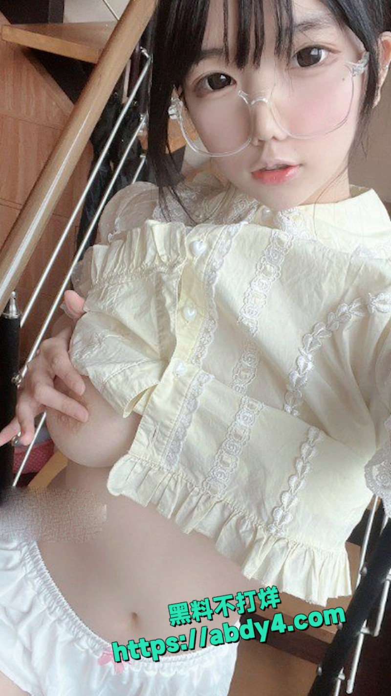 推特福利姬莉犬 12