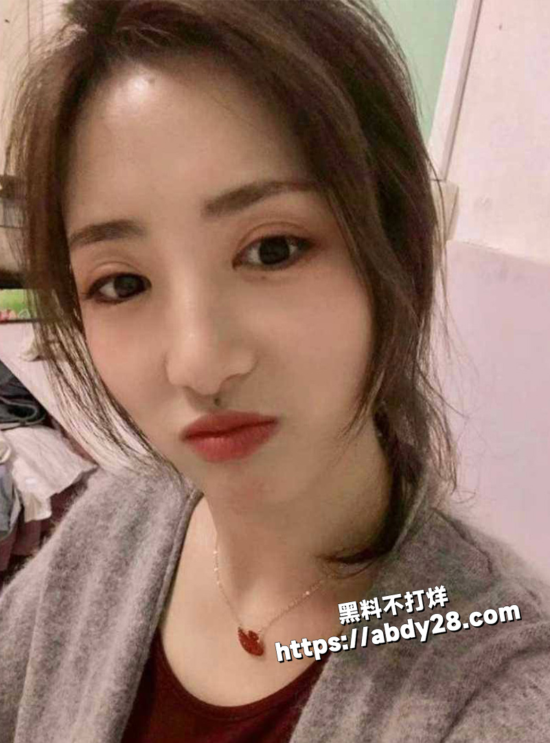 陕西  大吊奶 骚逼2
