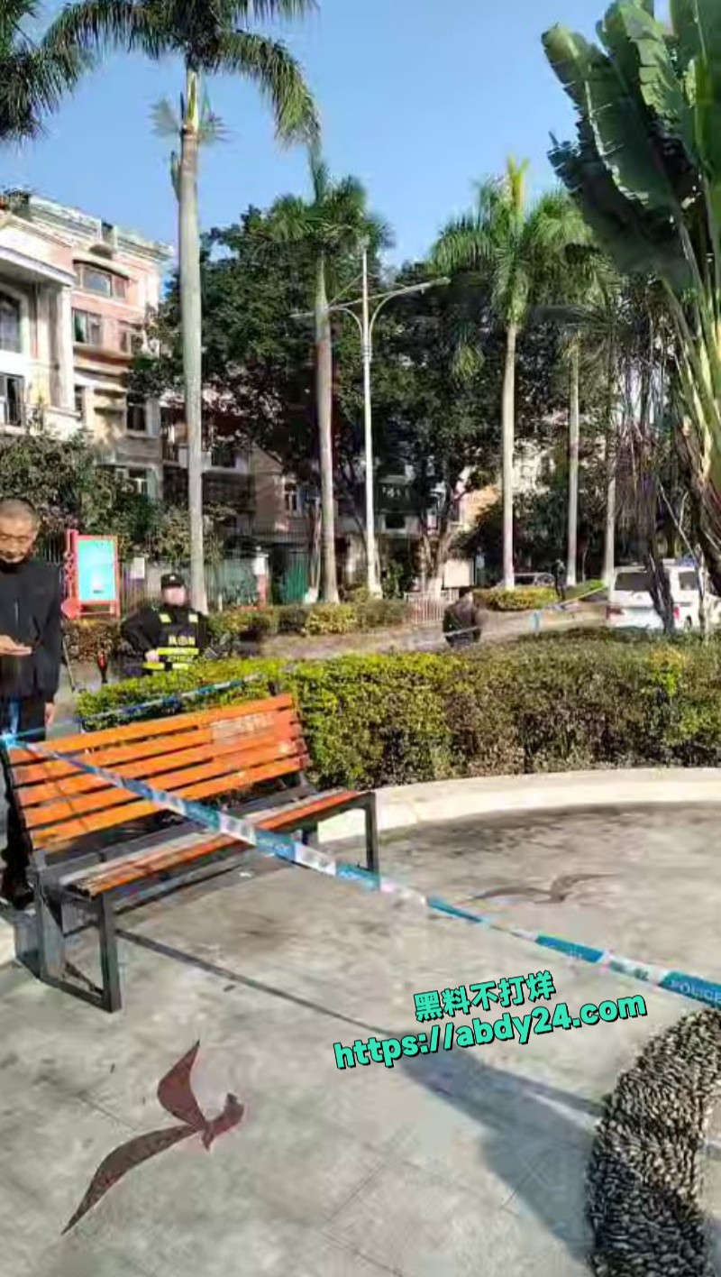 钓鱼佬钓到一人体头颅4