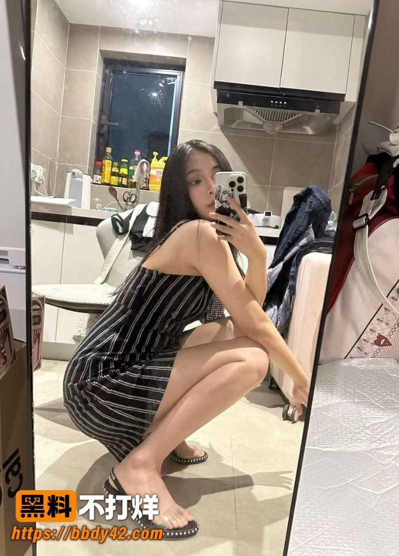 黑丝女仆 4