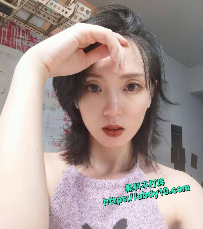 抖音碳水青菜啊嘞嘞