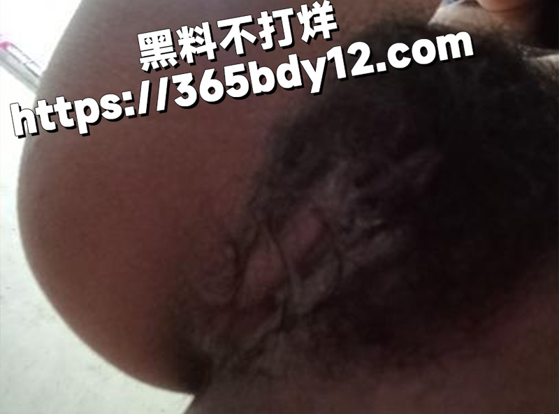 美乳女大学生 24