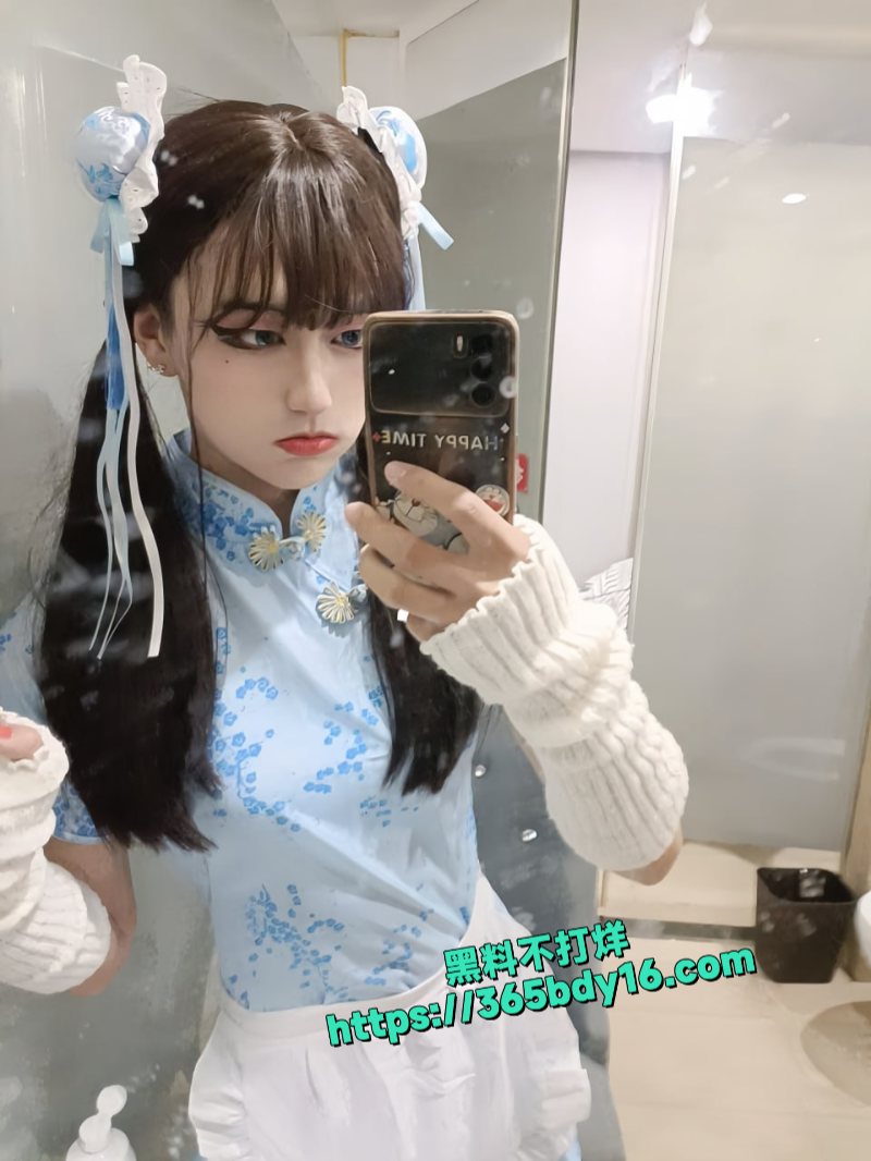 JK萝莉系伪娘超可爱裙下秘密自慰曝光4