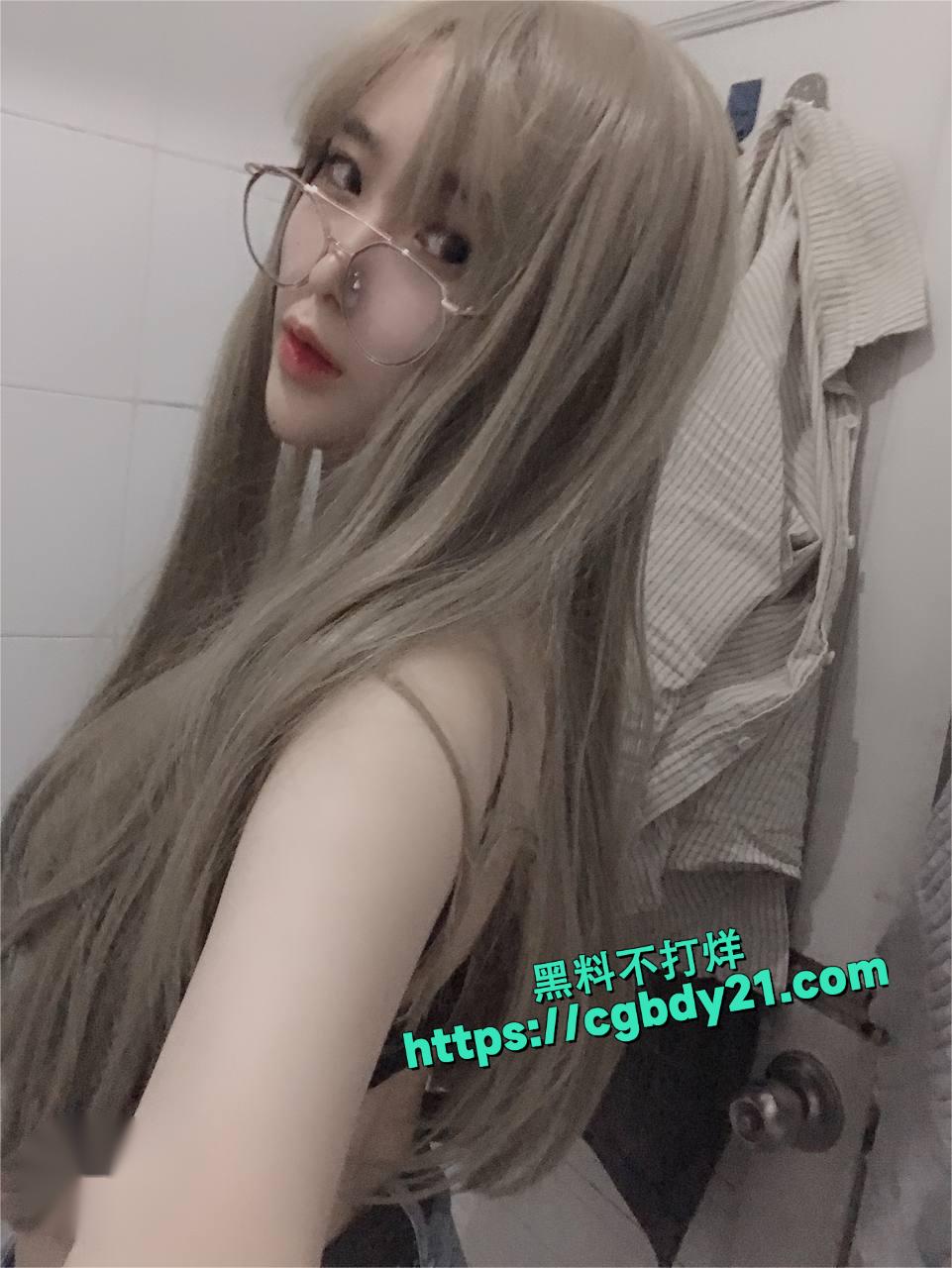 杭州高颜值黄毛温思颖30