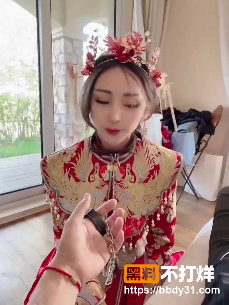 红嫁衣新娘 兔兔 婚纱露2