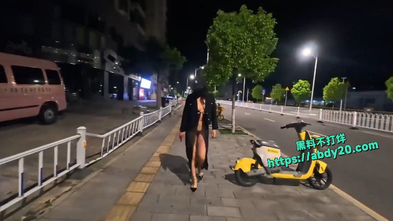 露出第一狂人cikaimoon5