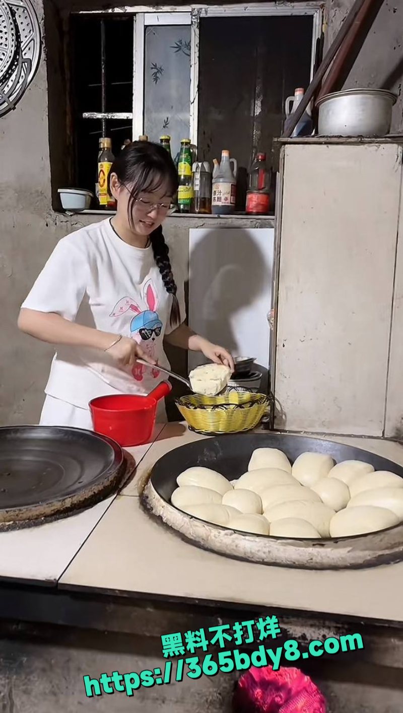 乡村网红赵小娜酒店视频10