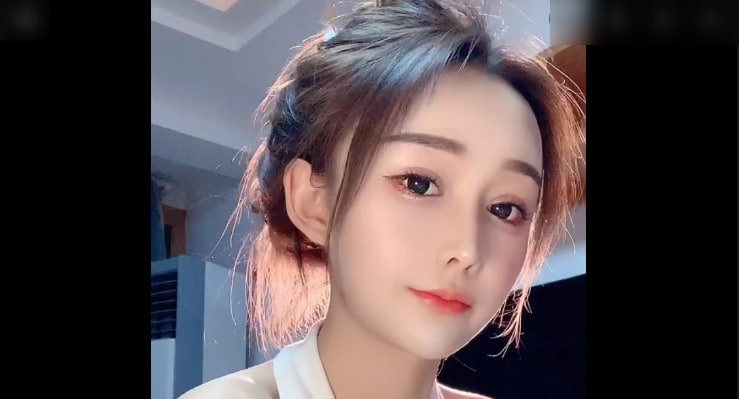 性爱录音 甜美小萝莉下海被首次入后门，疼的嗷嗷叫令人心疼