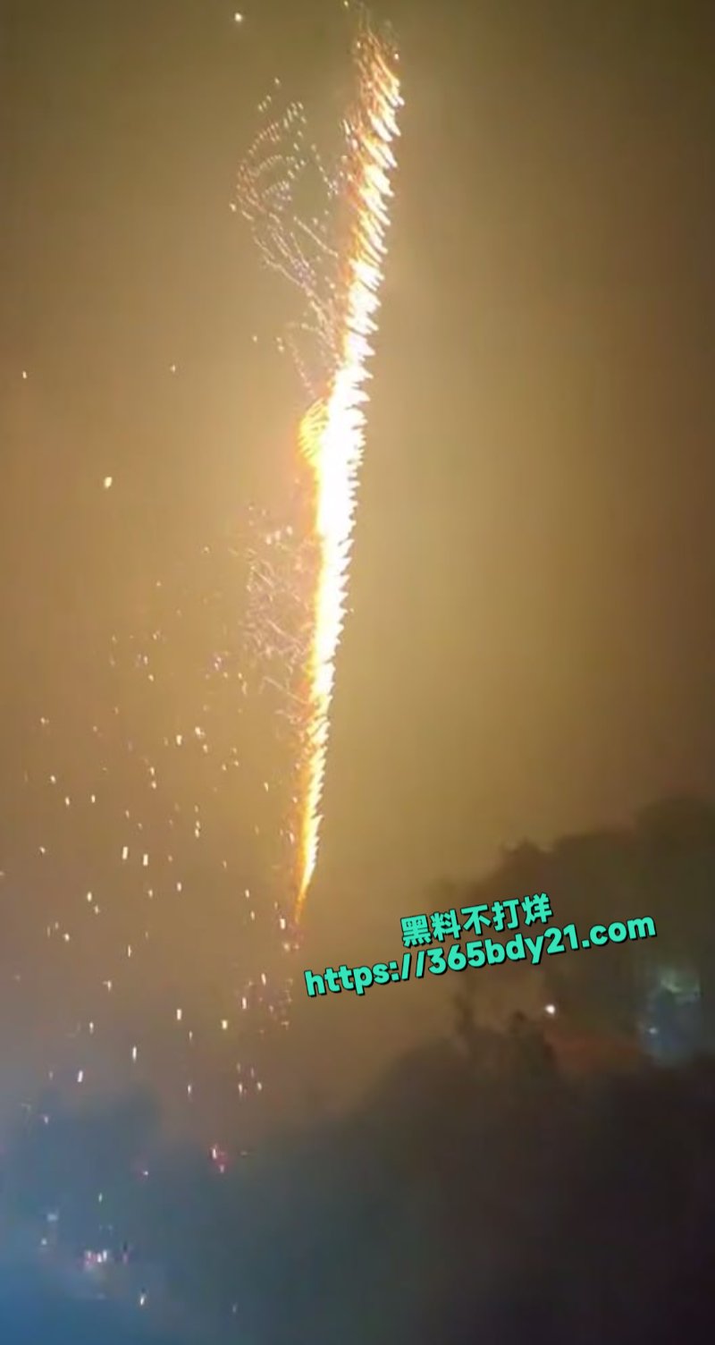 湖南浏阳无人机表演事故1