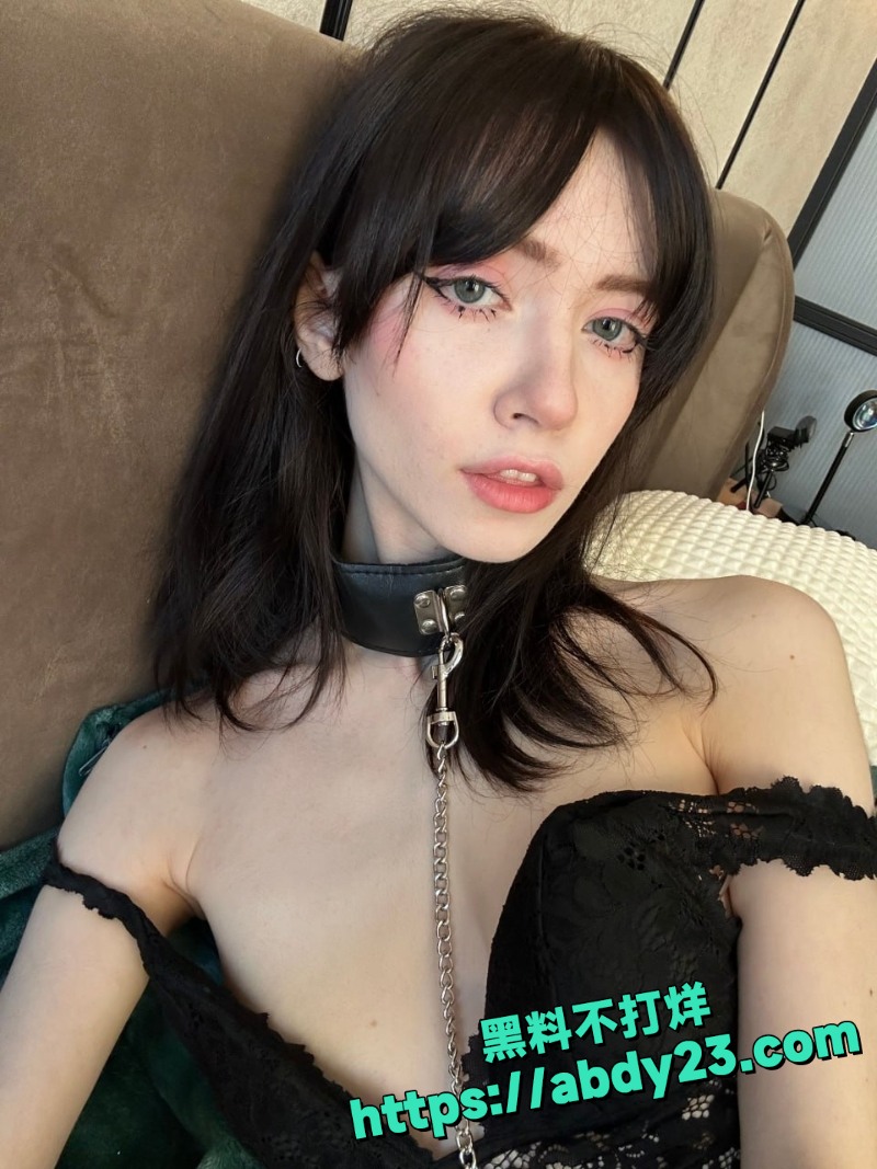 YourSmallDoll全裸COS自慰3