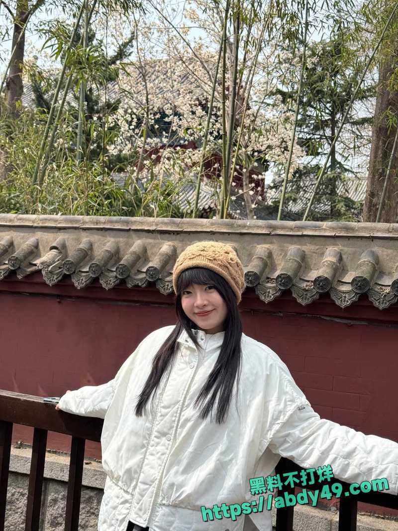 大奶眼镜妹5