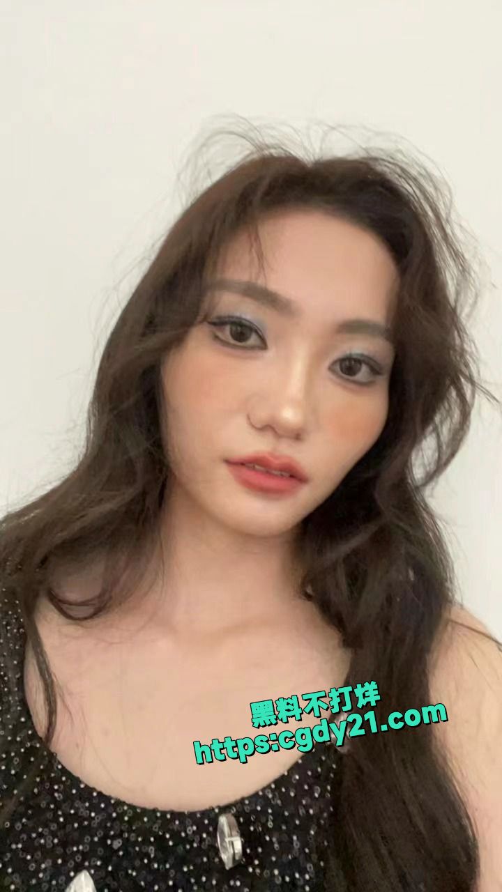 上海情侣人前是恩爱的情侣，背后都被调教成性奴了4