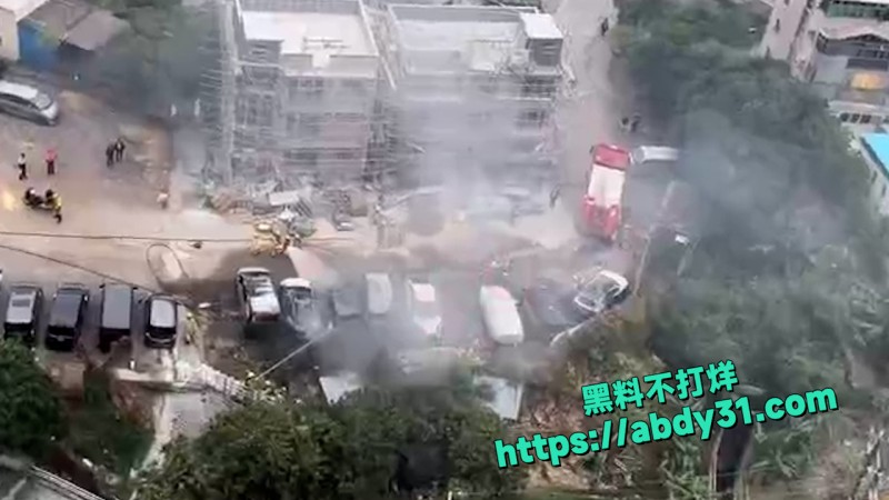 香港新界屯门小坑邨附近发生一起火灾 6