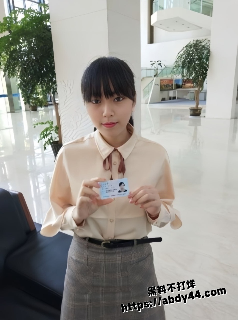 董丽 5