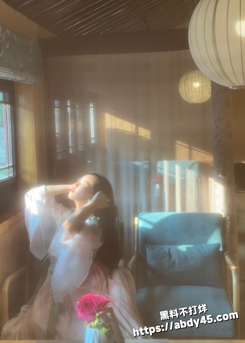 女上位弹力摇大奶2