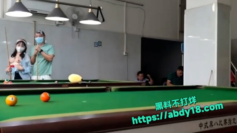 推特网红TonyJ和贝贝 2