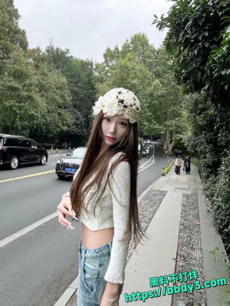 青岛名媛小六被金主包养 2