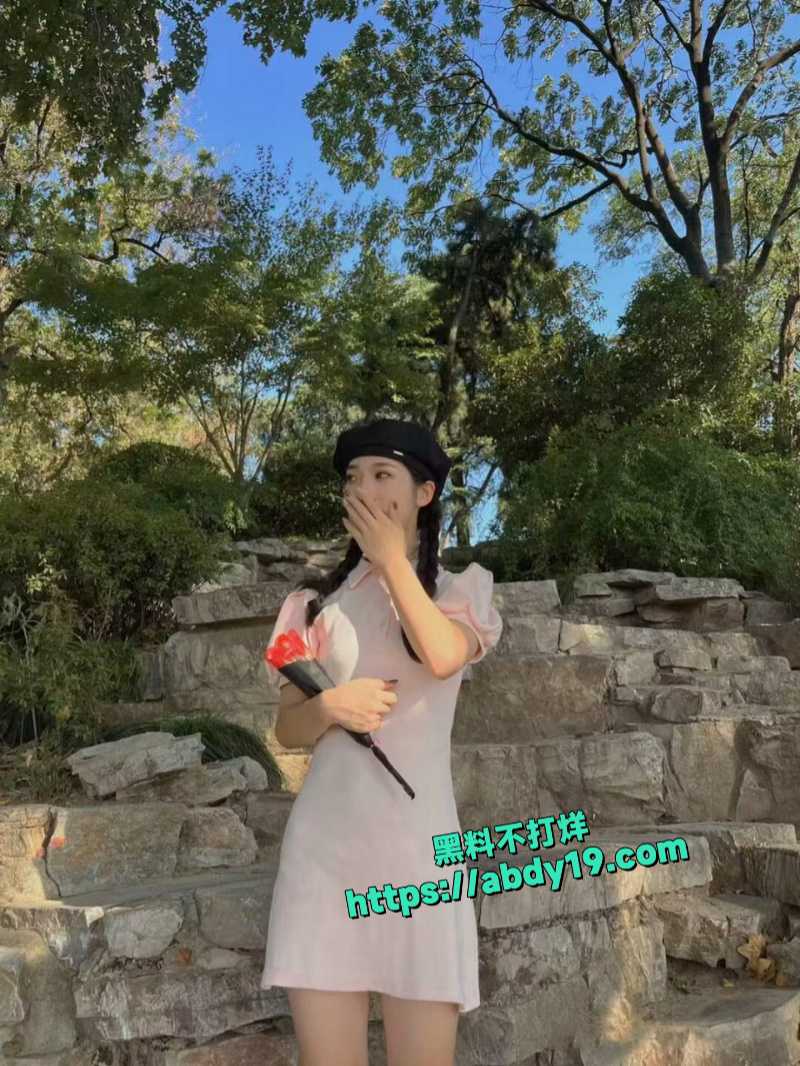 四川美女晨曦与金主性爱合集 1