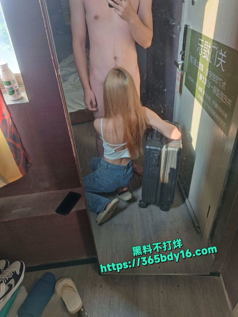 纹身精神小妹和男友啪啪流出7