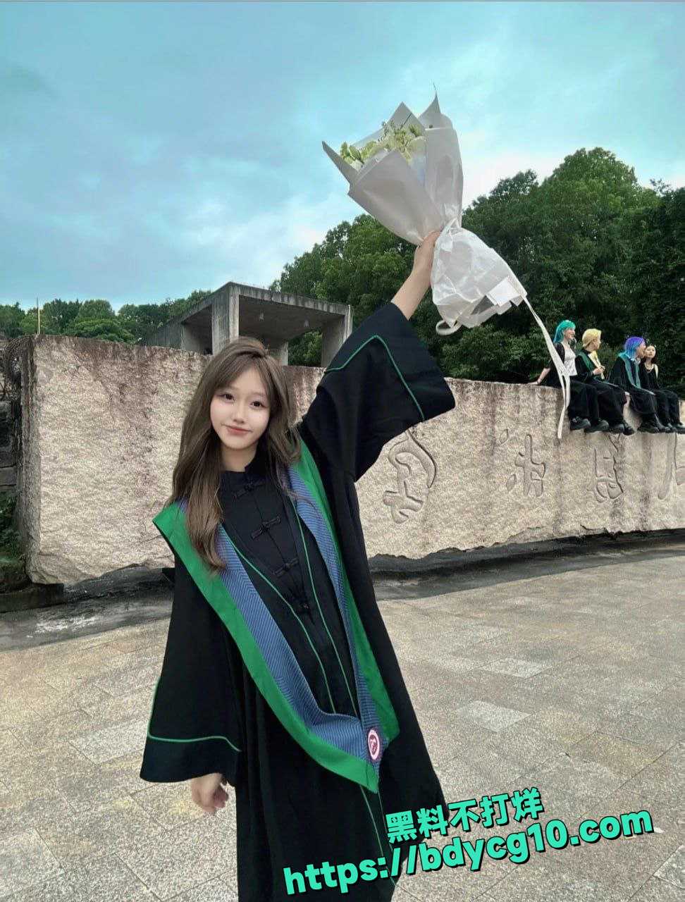 美术学院大学生江晓晓直播勾金主5