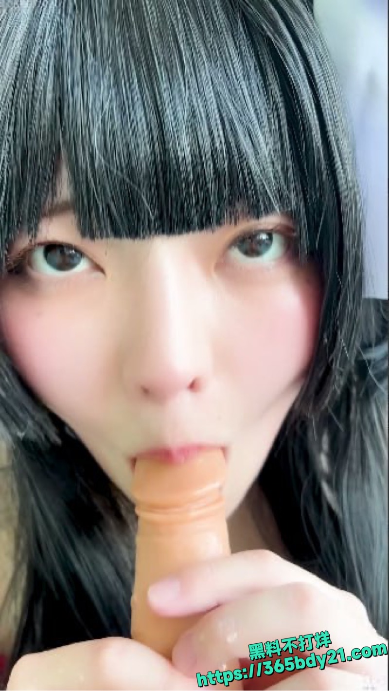TsunarinCosplay自慰秀8