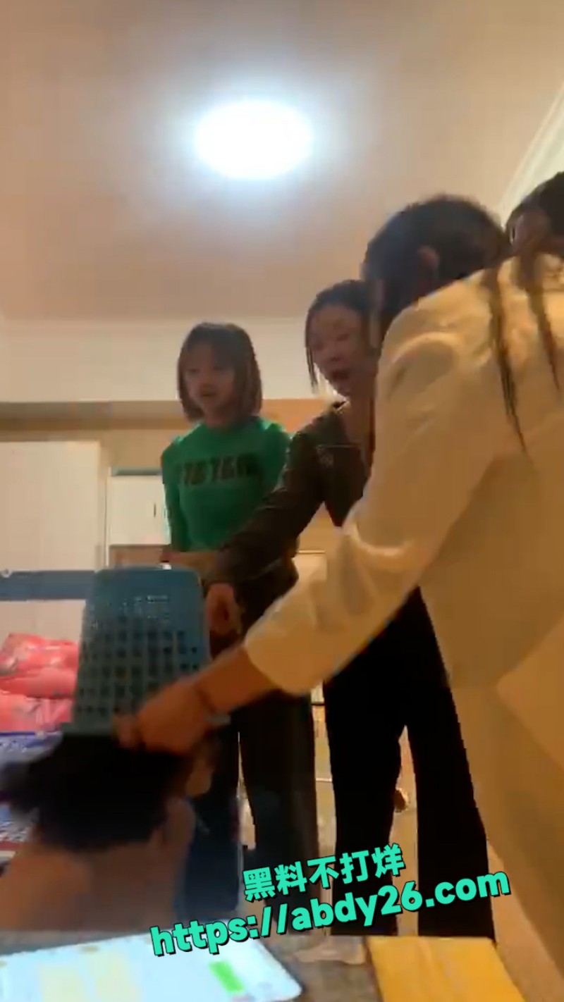 残忍实录看着都心疼 1