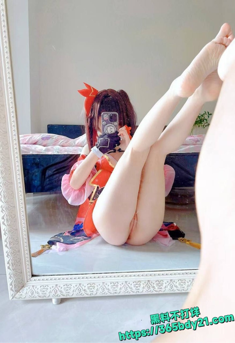 萝莉Cos白虎自慰视频 7
