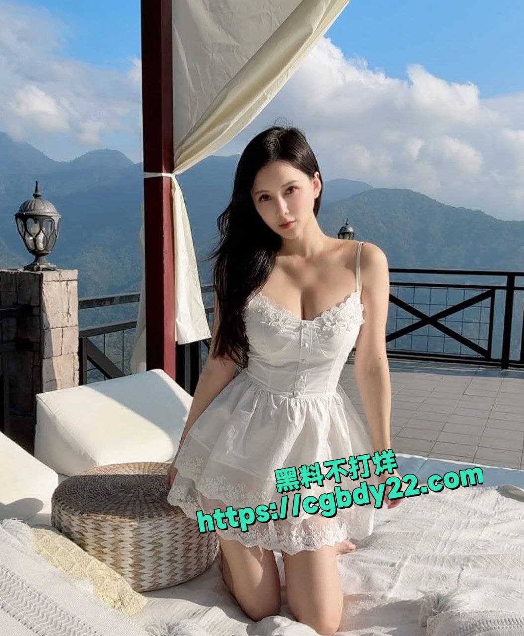 旅行博主杨淇安 与男友自拍的露脸口交视频和做爱视频被外流11