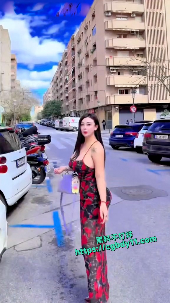 百万粉丝网红大诗瑶 巨乳肥臀 一对一流出0 (2)