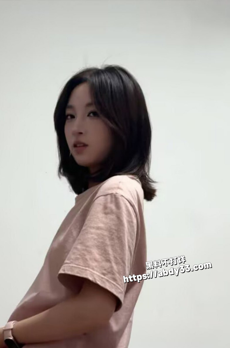 武汉大学 王梦摇2