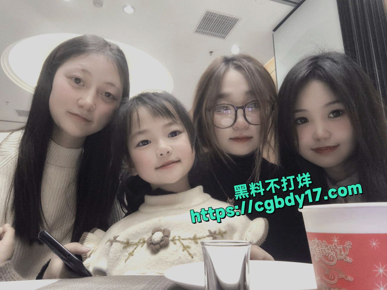 甘肃反差婊眼镜骚妹于雪 自慰抵押视频真情流露39