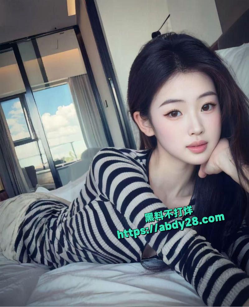 我的枪好长约炮大二美术生3